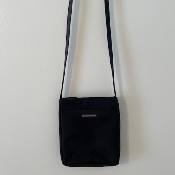 Nine West black cross-body bag - Picture 2 of 3